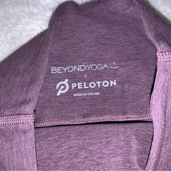 Beyond Yoga X Peloton Leggings - Picture 7 of 12